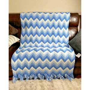 VTG Handmade Chevron Crochet Afghan Throw Blue White Fringe 77x40 🇺🇸